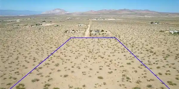 4 Navajo Road
