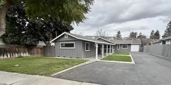 1462 Hervey Lane