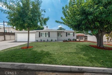 22643 Minona Dr
