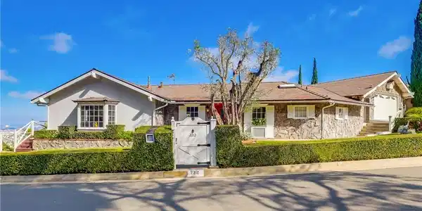 2212 Chandeleur Drive