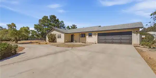 16239 Chippewa