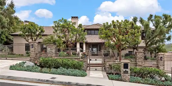 27561 Silver Creek Drive