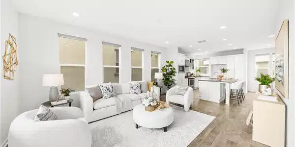 1607 SOMERTON DR