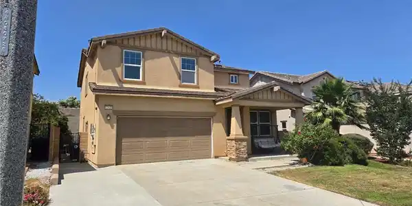 17620 Comfrey Drive