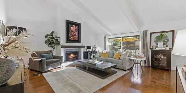 1115 Crestview Drive