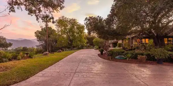 10681 Encino Drive