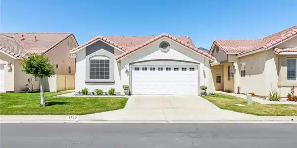 1732 Ametista Drive