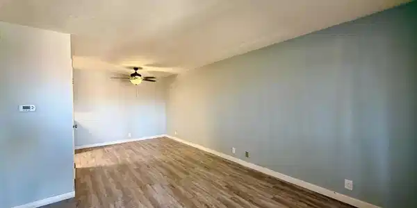 2812 N Auburn Court