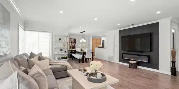 65 Via Colinas