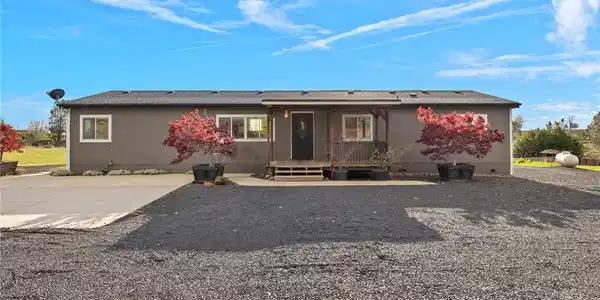 4795 Zinfandel Drive