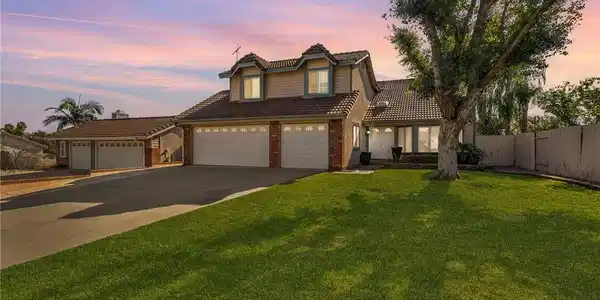 11048 Thrush Drive