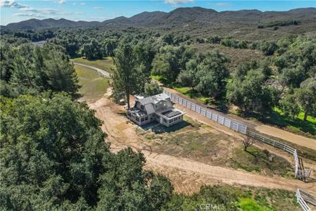 36000 Tenaja Truck Trail