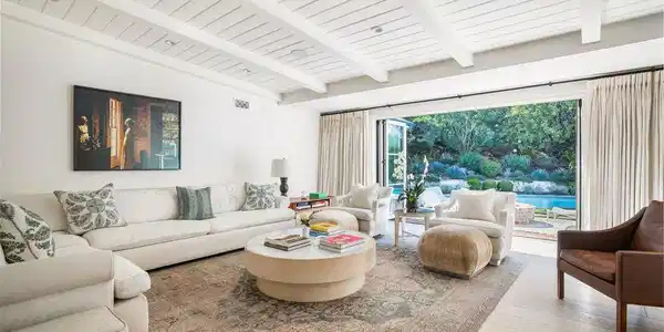 1801 San Ysidro Drive