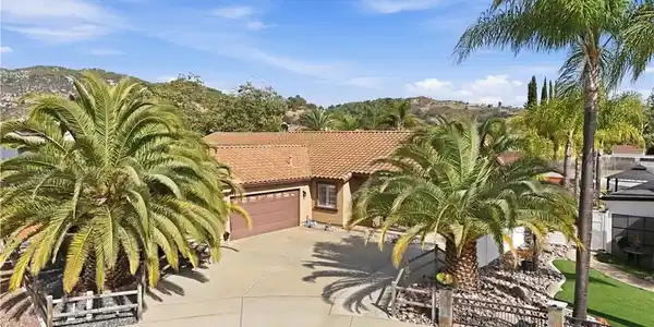 2792 Derringer Place