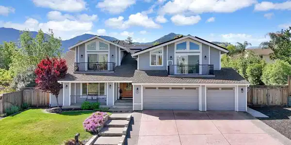 367 Mt Washington Way
