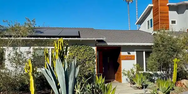 2552 Cornwall Street