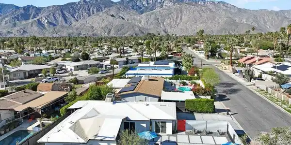 3991 E Calle San Raphael