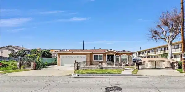 4131 Rowland Avenue