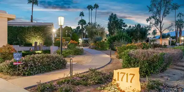 72233 El Paseo, #1717