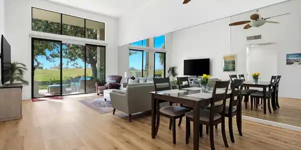 54326 Oak Tree