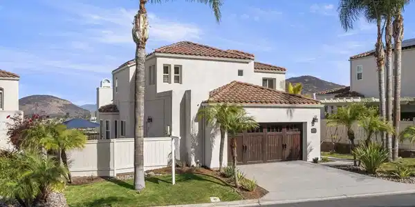 6356 Camino Largo