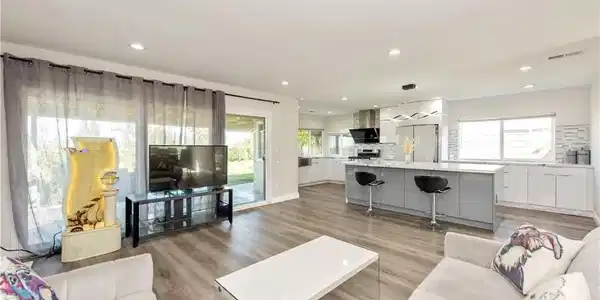 1109 Overlook Ridge