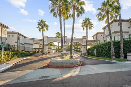 2707 Lake Pointe DR