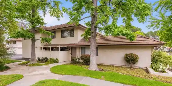 2872 Instone Court