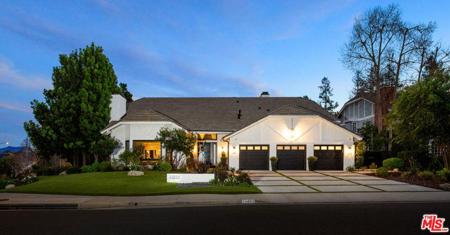 29402 Deerview Court