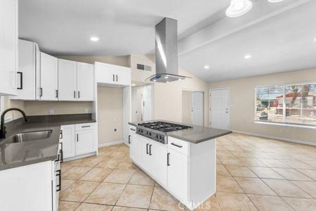 10921 Rome Beauty