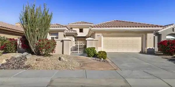 78650 Blooming Court