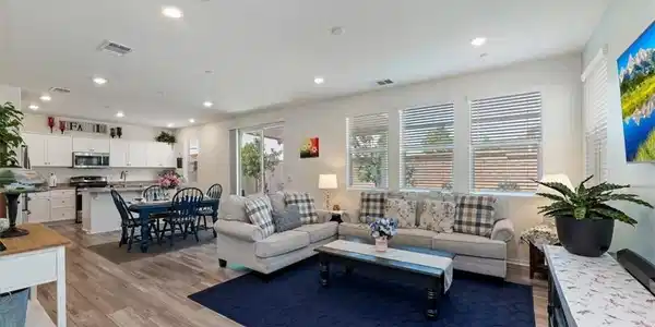 17109 Gray Pine Place
