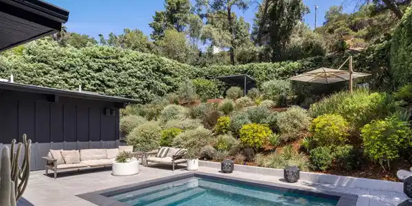 2538 Greenvalley Road