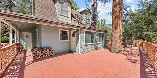 52910 Cedar Dr