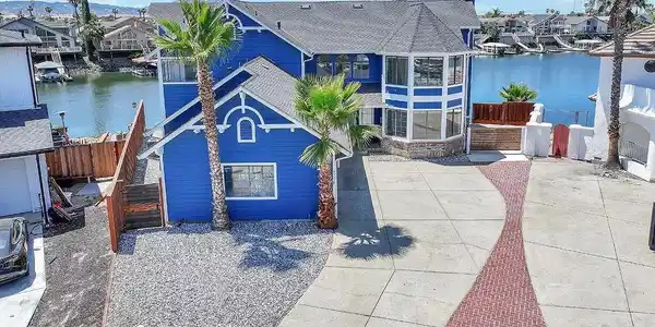 4301 Monterey Ct