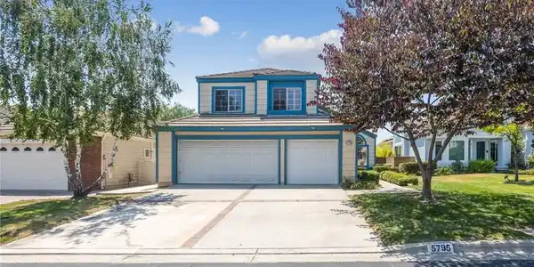 5795 Blackbird Lane