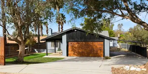 30166 San Jacinto