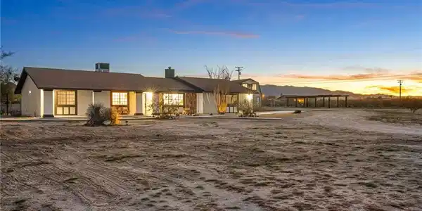 63625 Uranium Road