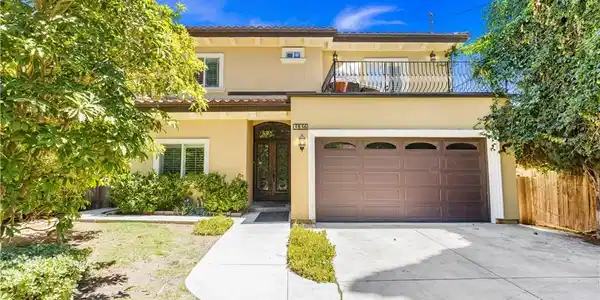 3836 Oak Hill