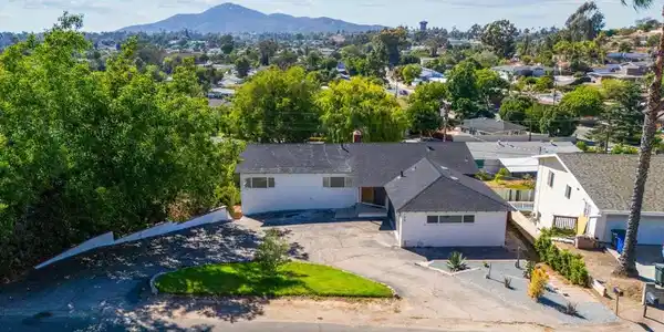 198 Croydon Ln