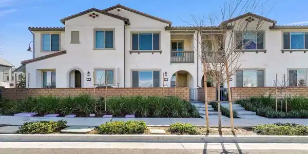4102 S Limecrest Paseo