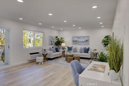 5499 Paseo Del Lago W
