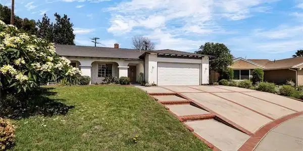 3557 Brookridge Road