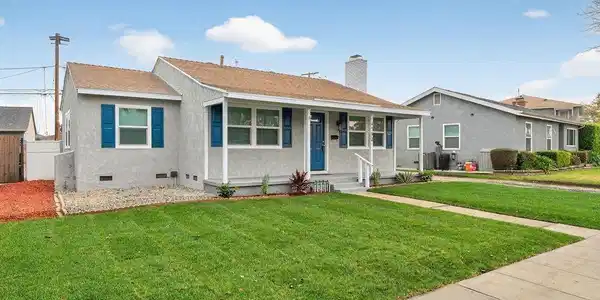 4392 Elm