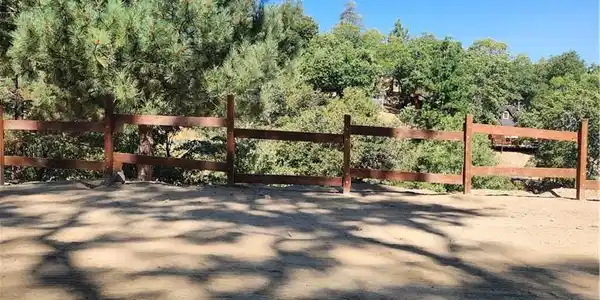 1563 Rock Ridge Drive