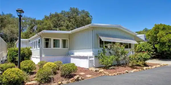 4747 Oak Crest Road