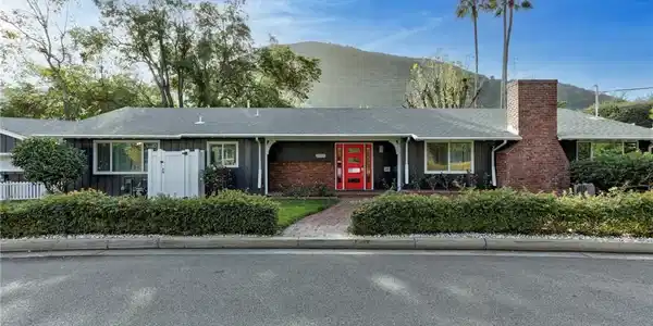 3212 W Valley Heart Drive