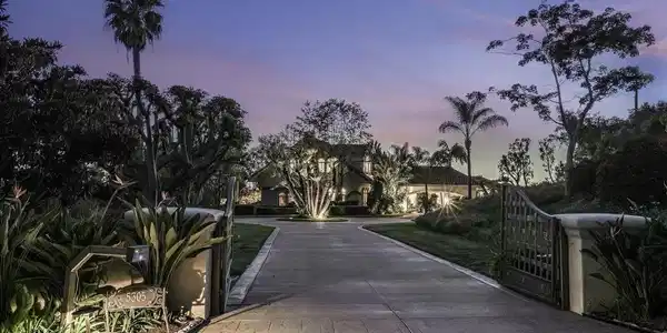 5305 La Crescenta