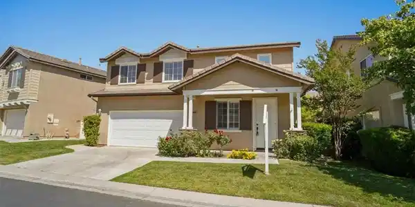 28048 Memory Lane
