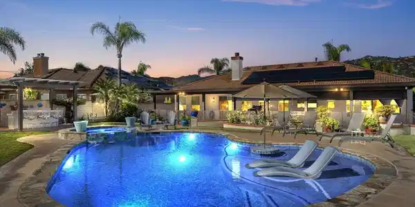 2533 Royal Troon Glen